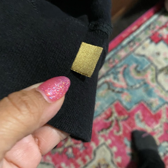 OVO - Cute Drake sweatshirt that I wore a couple of times because it was a gift. - Picture 3 of 5